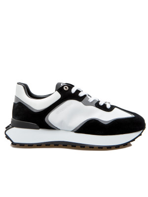 Givenchy Givenchy giv runner sneaker