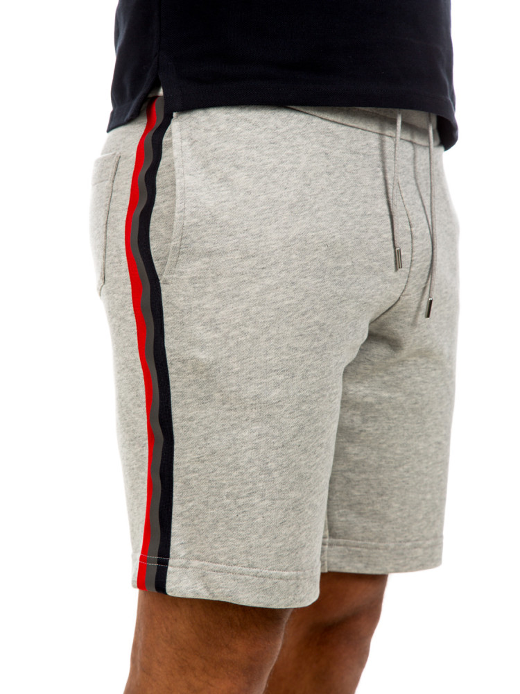 Moncler Short Trousers | Credomen