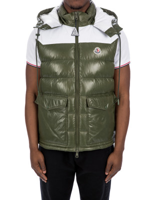 Moncler born to protect genichi 446-00095