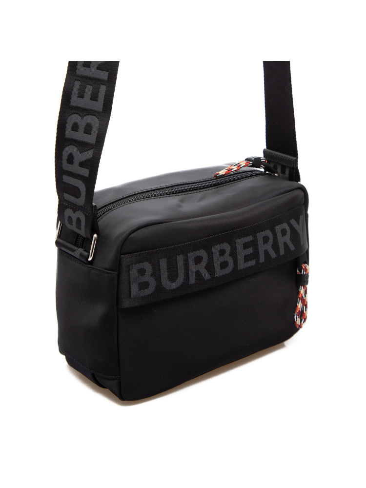 Top 52+ imagen burberry bag men - Abzlocal.mx